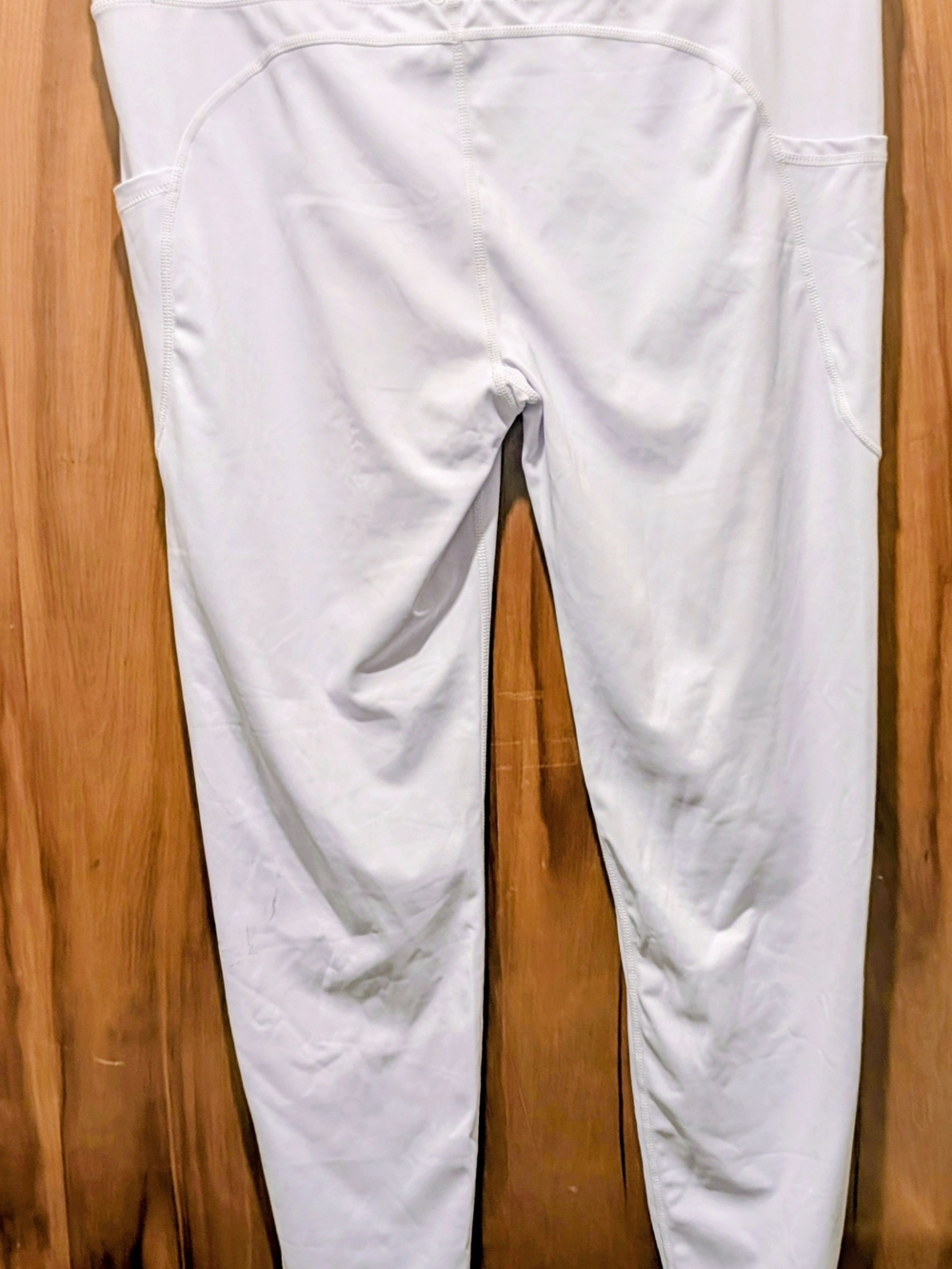 Women's White High-Rise Performance Leggings with Side Pockets